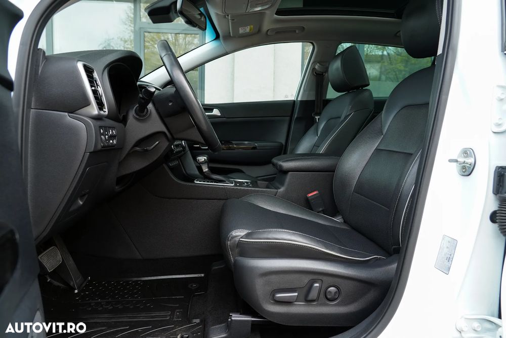 Kia Sportage 2.0 CRDI AWD Eco-Dynamics+ (48V M-H) Aut. GT LINE - 13