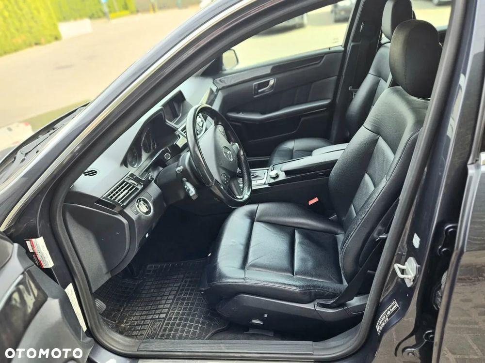 Mercedes-Benz Klasa E - 6