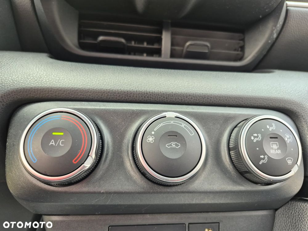 Toyota Yaris 1.0 Comfort - 28