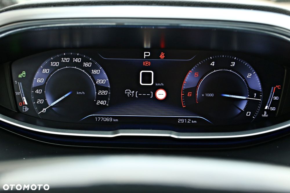 Peugeot 3008 BlueHDi 180 Stop & Start EAT8 GT - 28