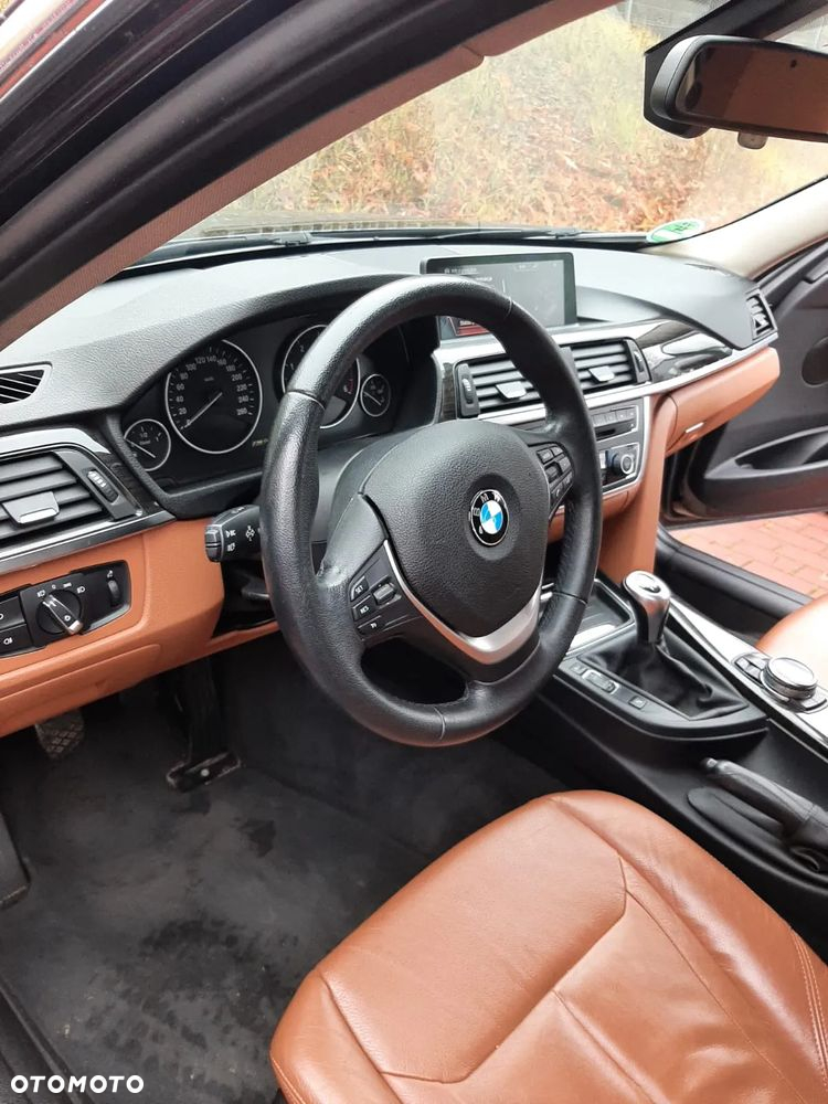 BMW Seria 3 318d Touring Luxury Line - 20