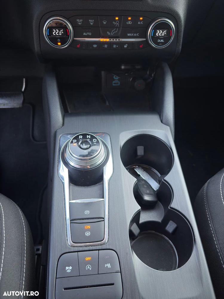 Ford Kuga 1.5 EcoBlue A8 FWD Titanium - 8