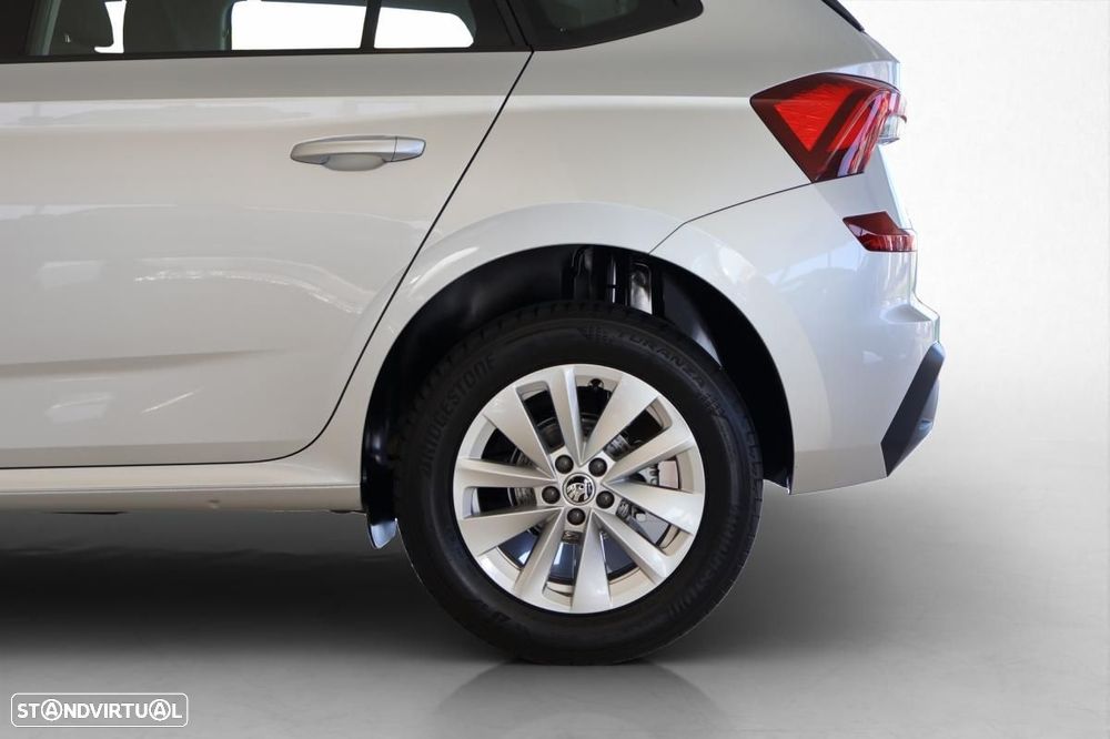 Skoda Kamiq 1.0 TSI DSG - 19