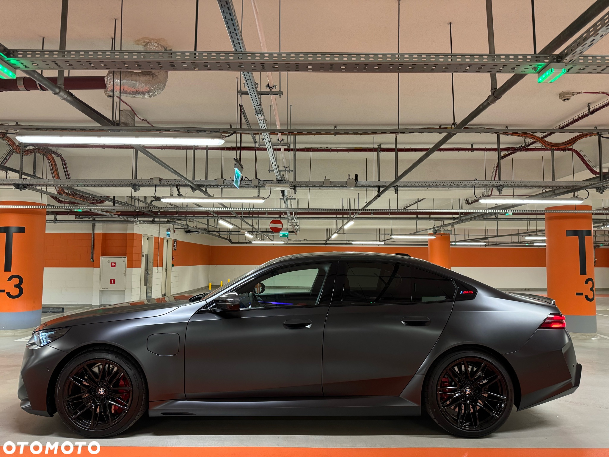 BMW M5 Standard - 8