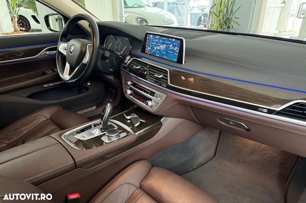 BMW Seria 7 730d xDrive - 8