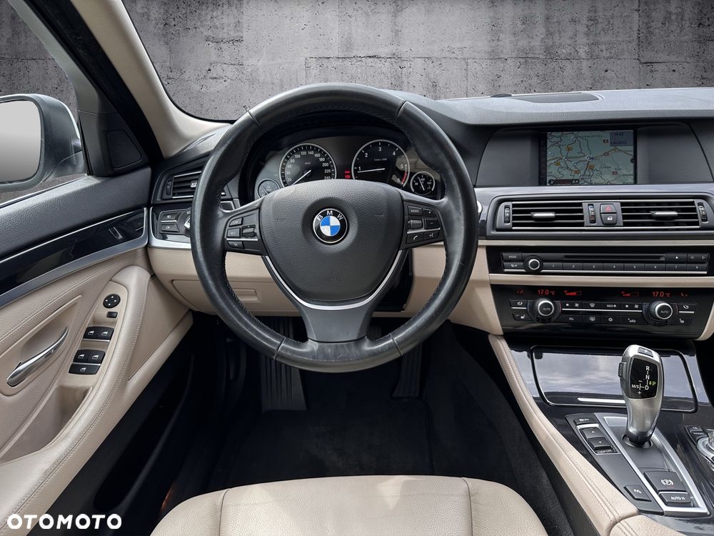 BMW Seria 5 520d Luxury Line - 14