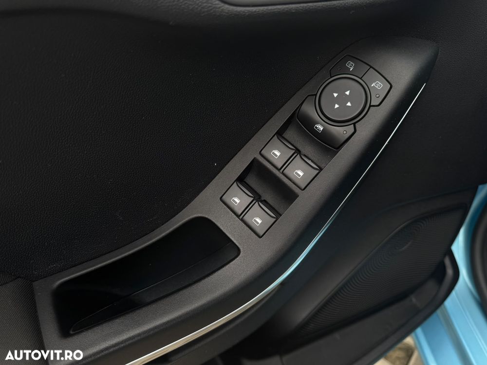 Ford Fiesta - 10
