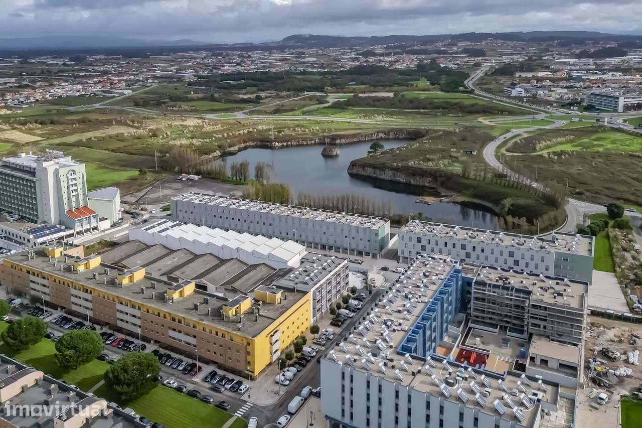 T3 como NOVO, MOBILADO e Equipado, junto ao Hospital da Luz - Grande imagem: 2/28