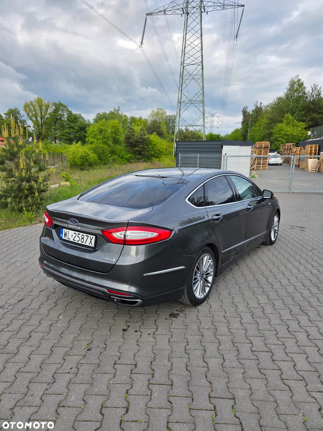 Ford Mondeo Vignale 2.0 Hybrid - 4