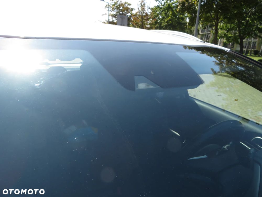 Kia Ceed 1.6 CRDi (48V Mild-Hybrid) DCT7 Spirit - 33