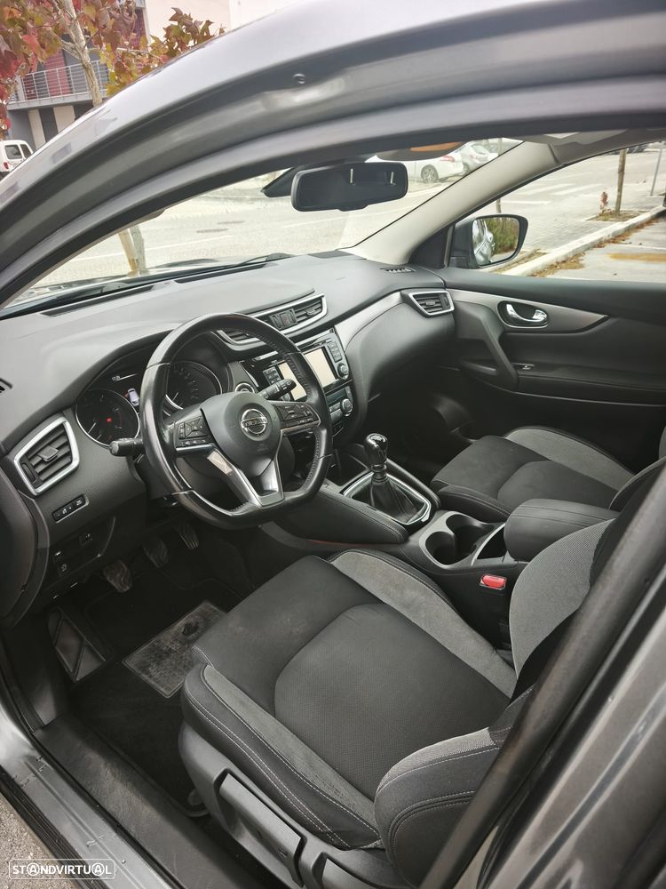 Nissan Qashqai 1.5 dCi N-Connecta - 6