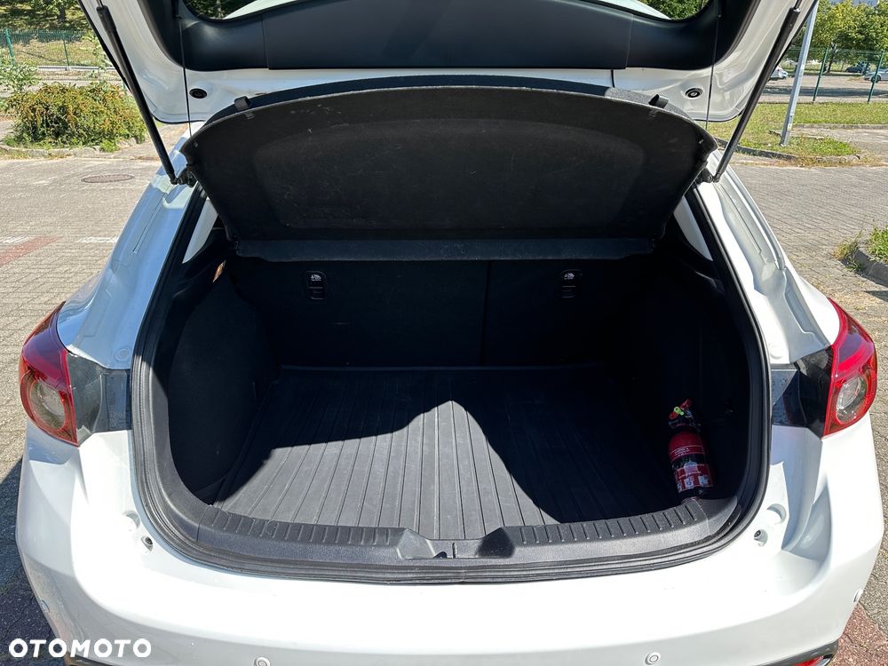 Mazda 3 2.0 Skypassion EU6 - 8