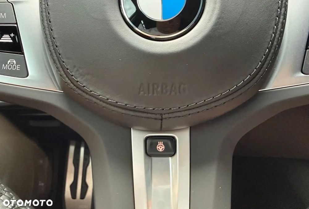 BMW Seria 5 530i xDrive M Sport Edition - 22