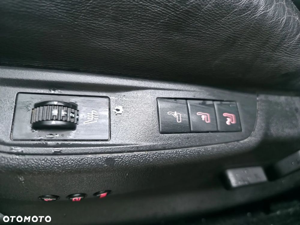 Citroën DS5 2.0 HDi Hybrid4 Pure Pearl MCP - 24