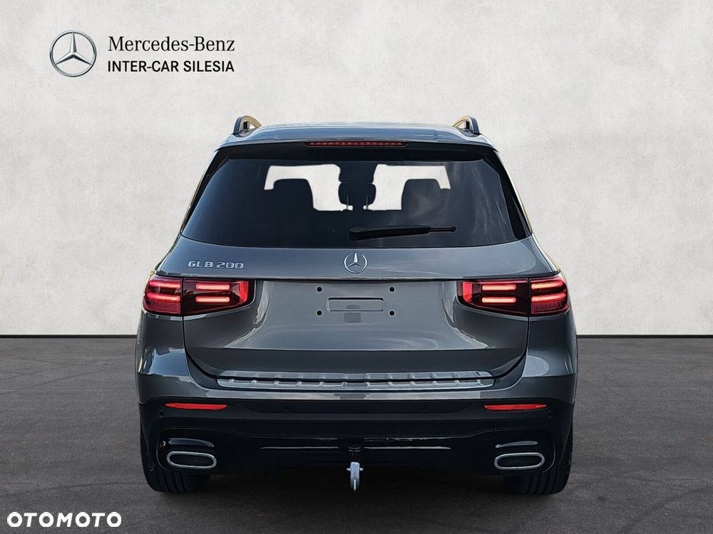 Mercedes-Benz GLB - 6
