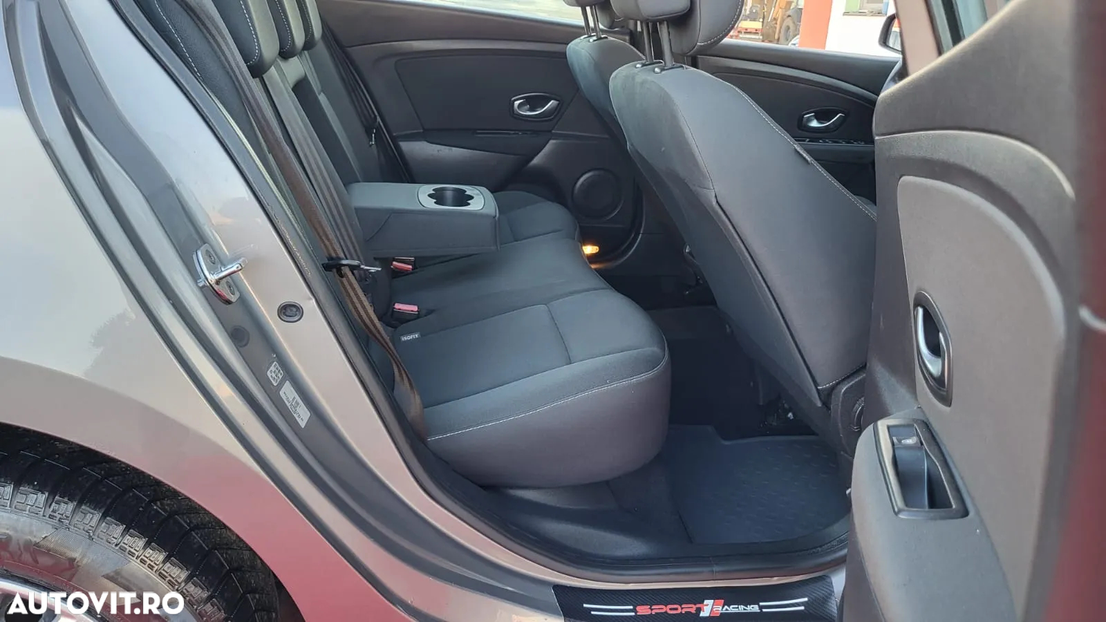 Renault Megane - 35