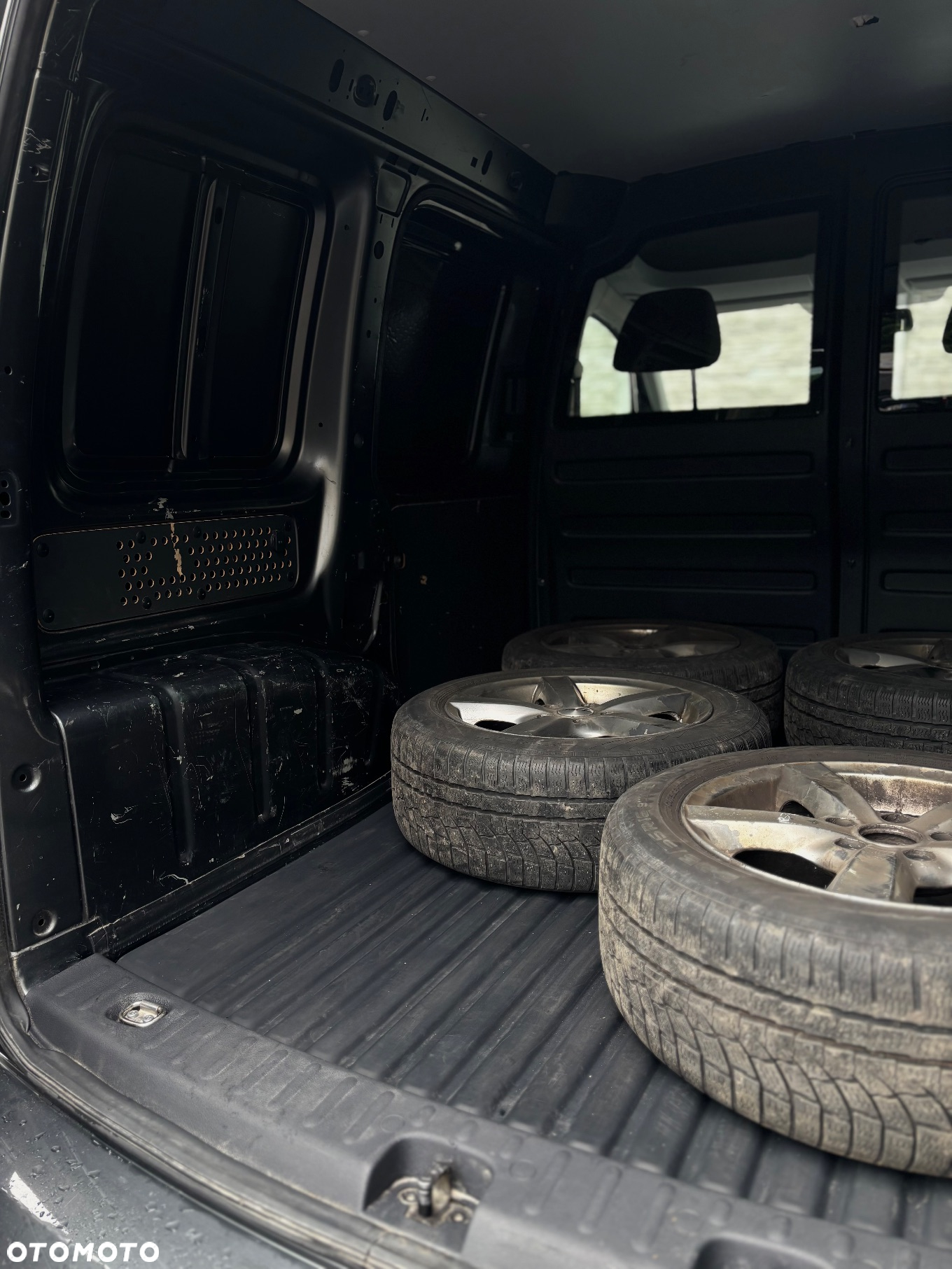 Volkswagen Caddy - 15