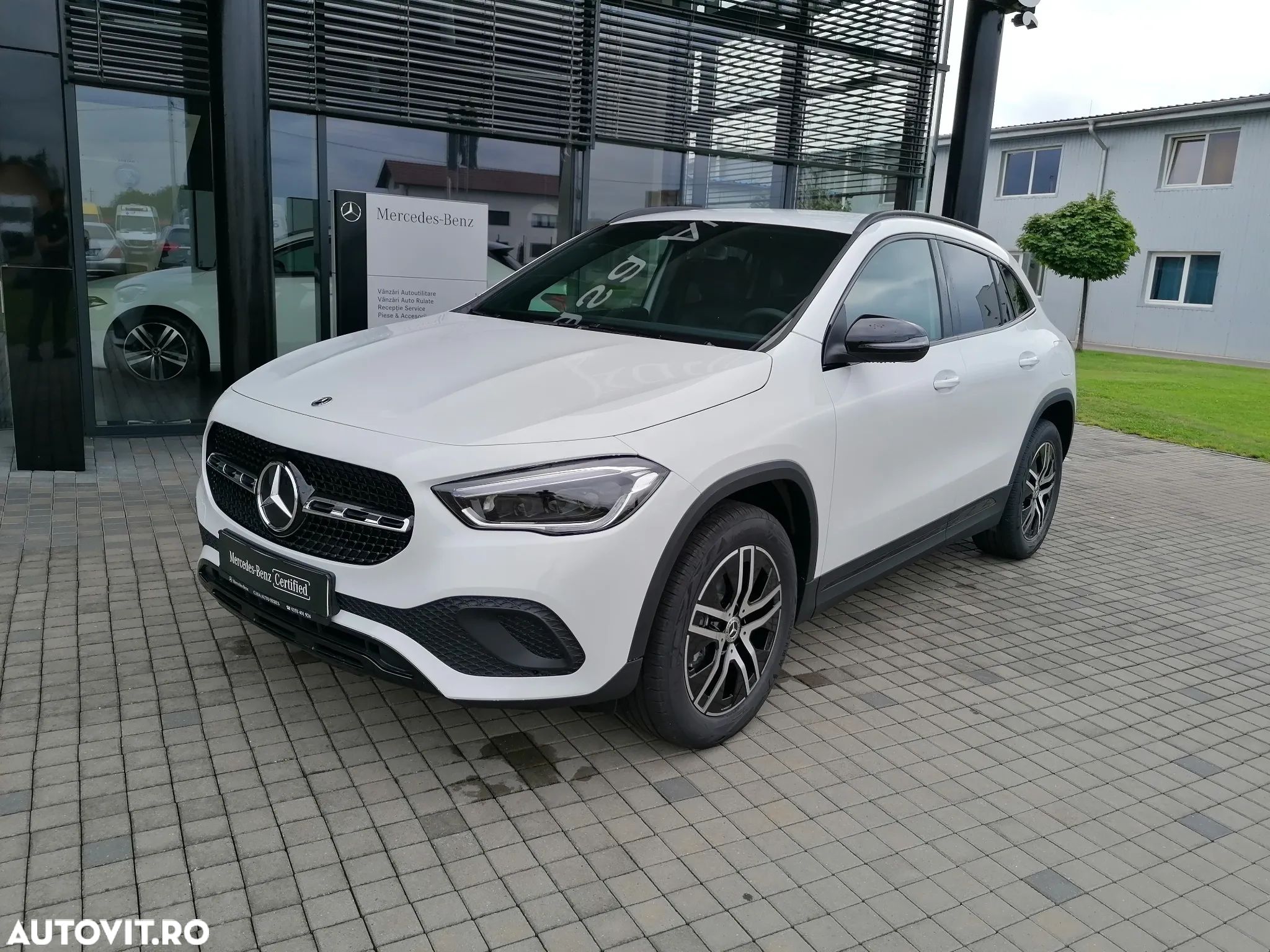 Mercedes-Benz GLA 200 d 4MATIC Aut. - 1