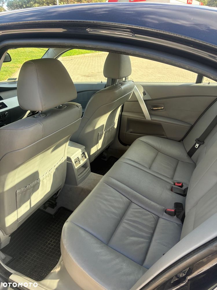 BMW Seria 5 530i - 4
