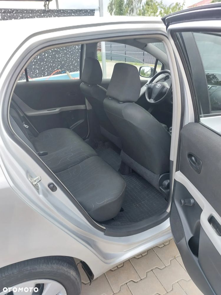 Toyota Yaris 1.33 Sol - 7