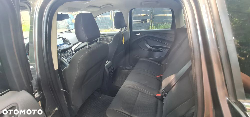 Ford Kuga 1.5 EcoBoost FWD Edition ASS MMT6 - 6