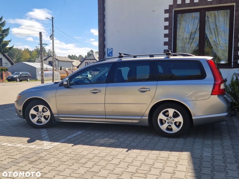 Volvo V70 2.5T Summum - 32