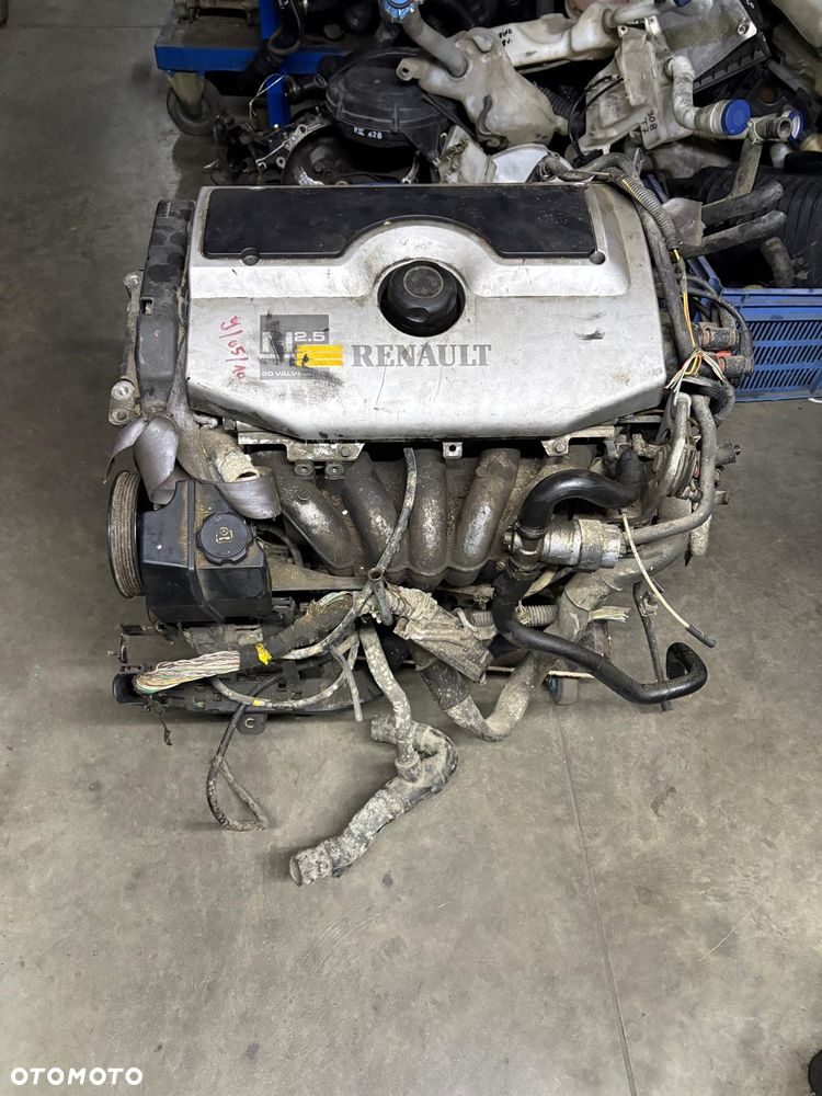 SILNIK RENAULT SAFRANE 2.5 20V N7UB701 - 1