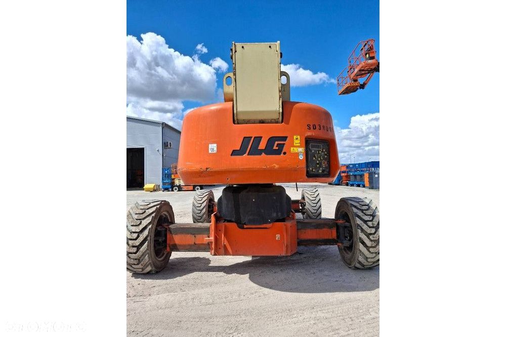 JLG 1200 SJP - 12