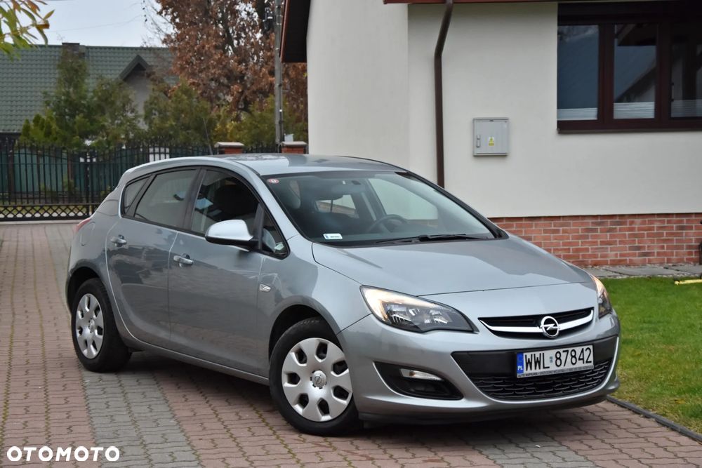 Opel Astra - 2