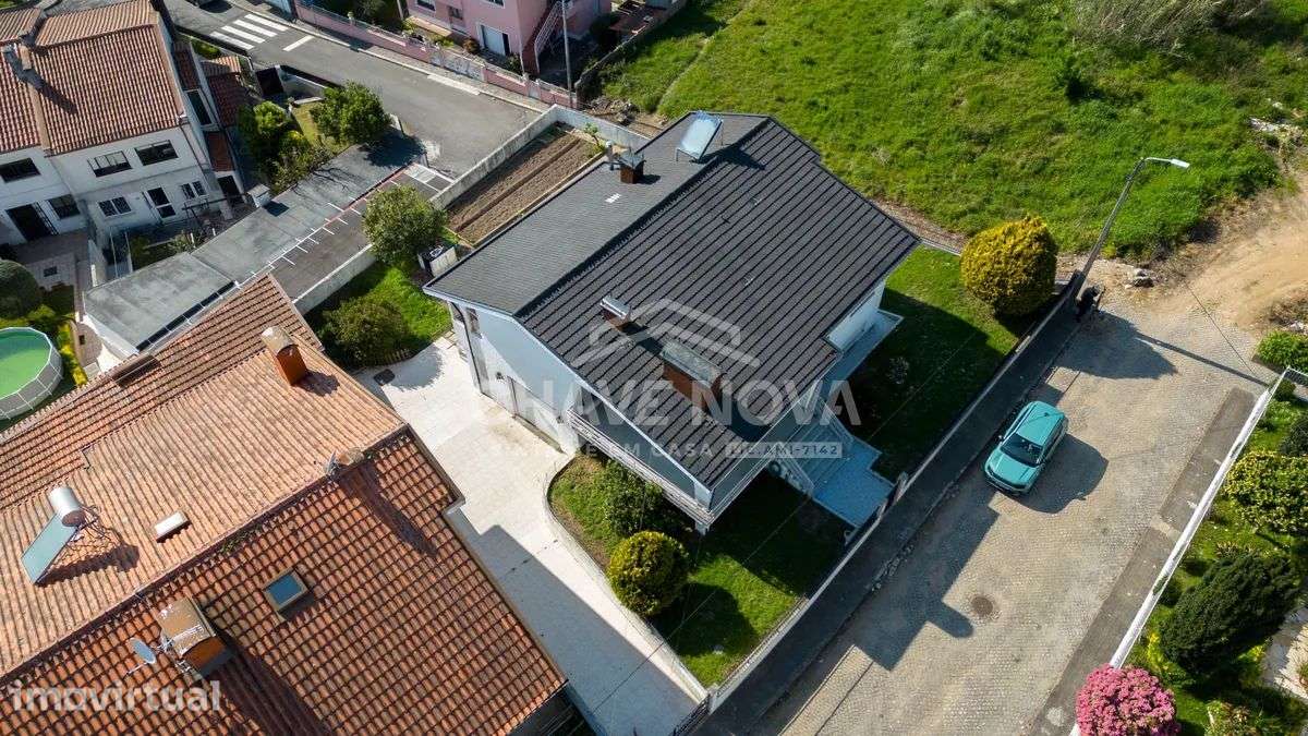 Moradia T3 Mafamude Boa exposição Solar Lote para piscina - Grande imagem: 3/40