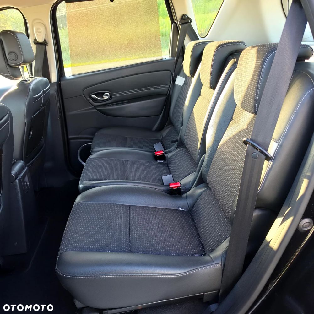 Renault Scenic - 22