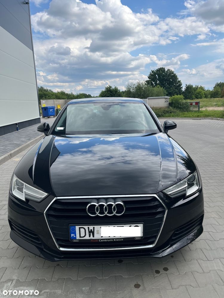 Audi A4 Limousine - 2