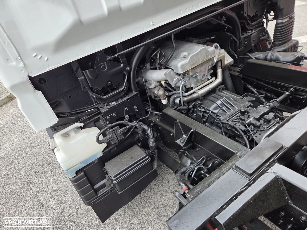 Mitsubishi Canter 3c13 tribasculante - 11
