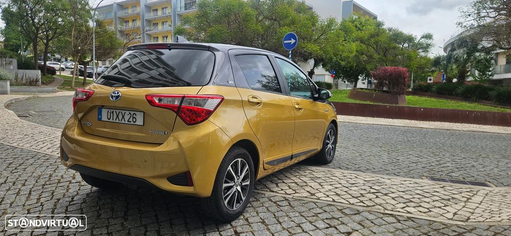 Toyota Yaris 1.5 HSD Comfort - 15