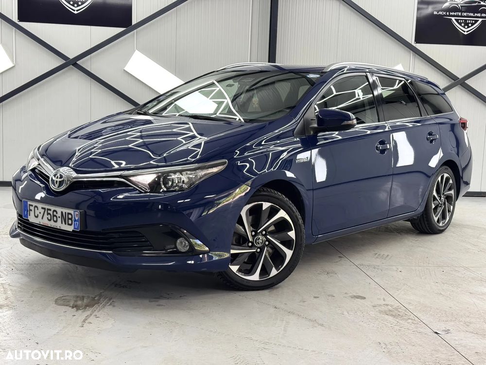 Toyota Auris - 11