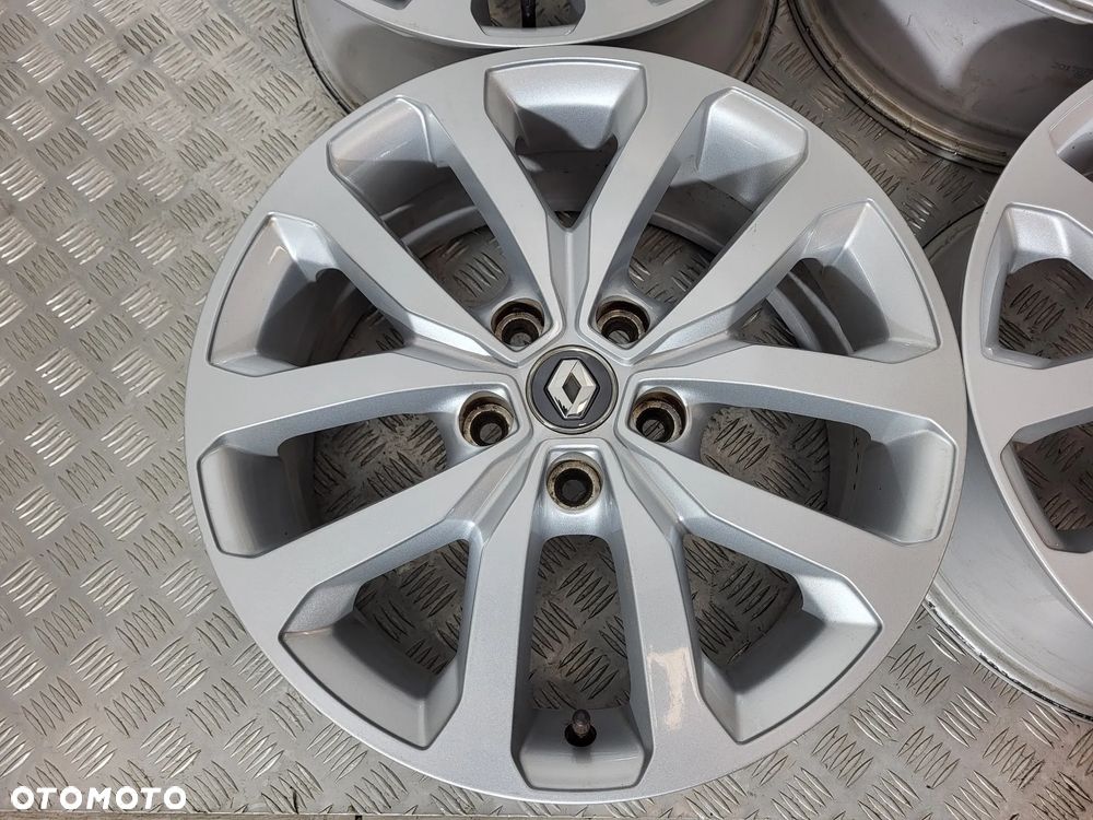 Renault Kadjar AQUILA Felgi Aluminiowe 17 5x114.3 - 3