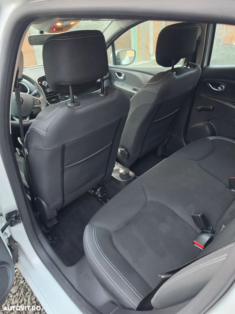 Renault Clio - 16