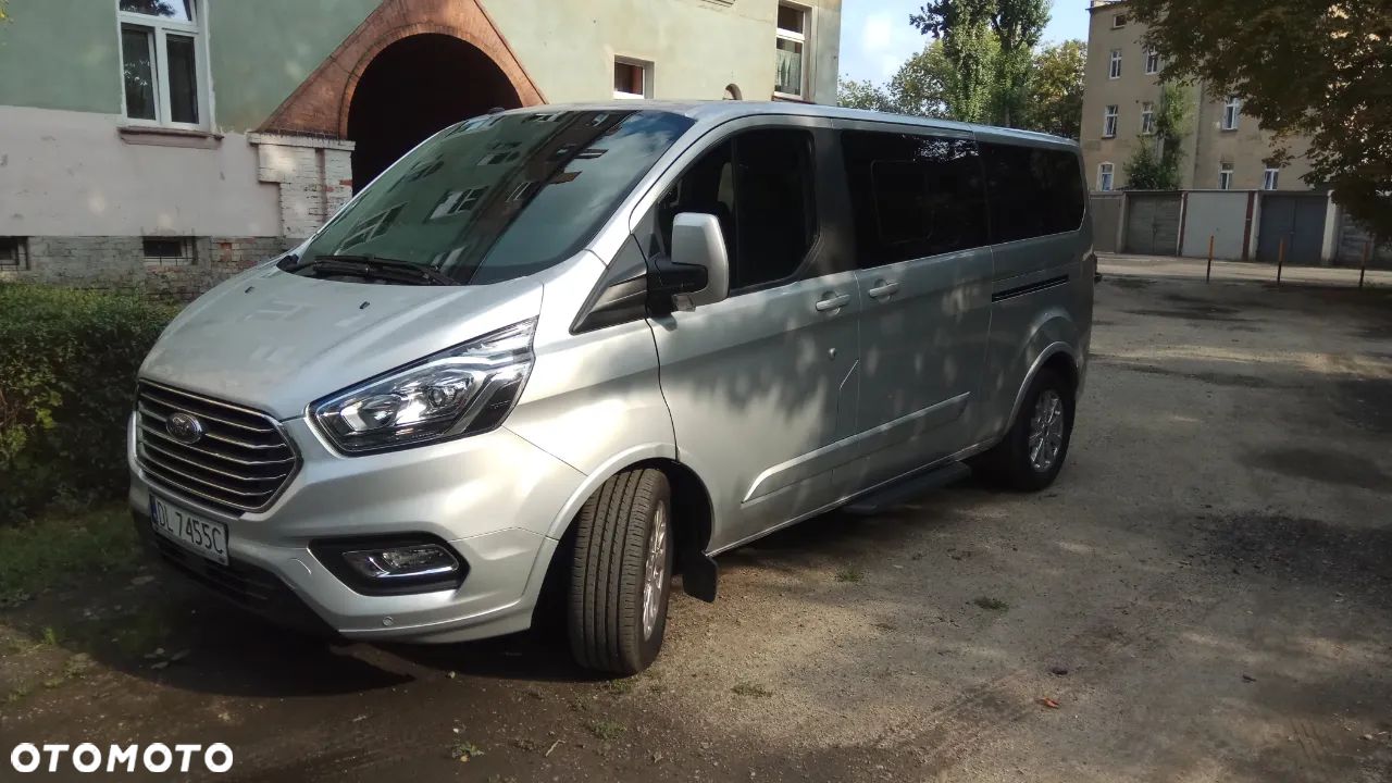 Ford Tourneo Custom 2.0 EcoBlue L2 Shuttle Bus Titanium - 1