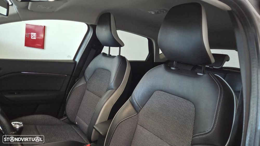 Renault Captur 1.0 TCe Techno - 11