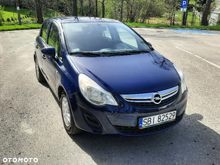 Opel Corsa 1.2 16V Essentia - 2