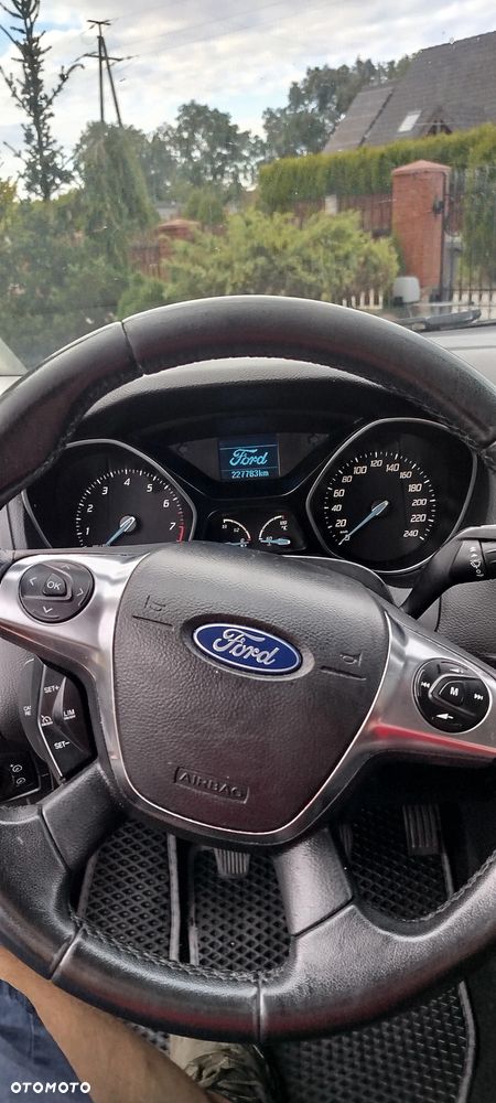 Ford Focus 1.6 EcoBoost Edition - 9