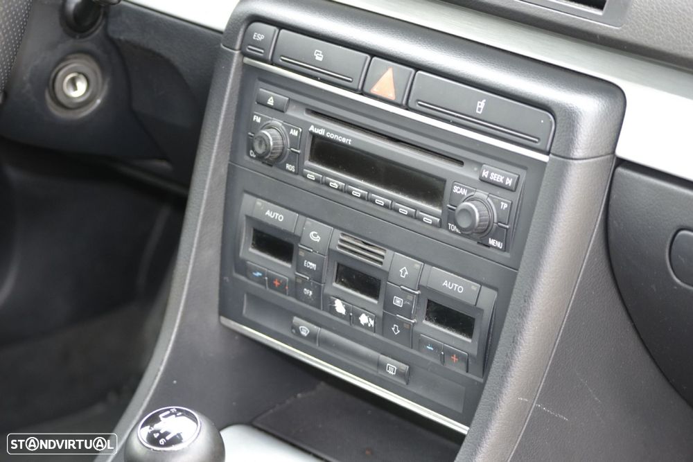 Audi A4 Avant 2.0 TDI S-line - 15