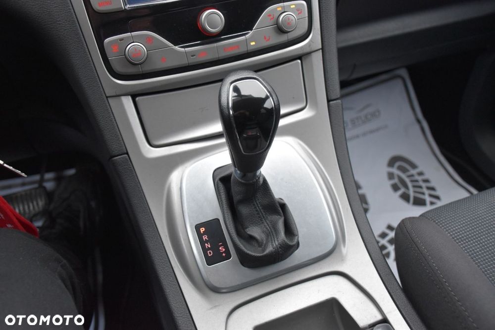 Ford S-Max 2.0 TDCi DPF Titanium - 9