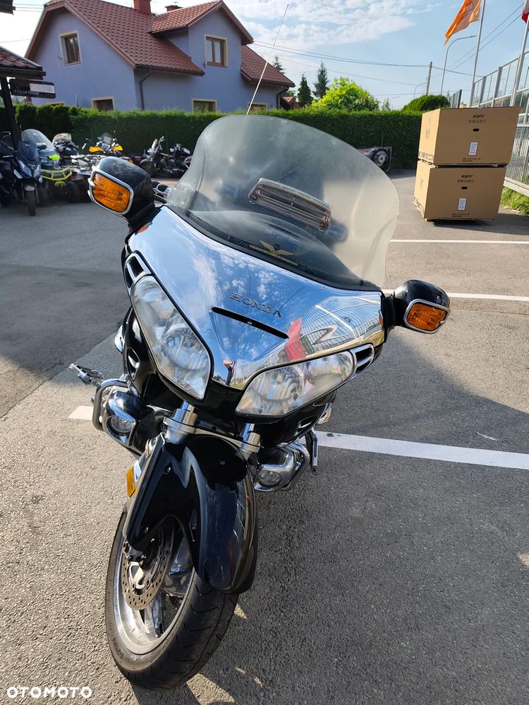 Honda GL - 6