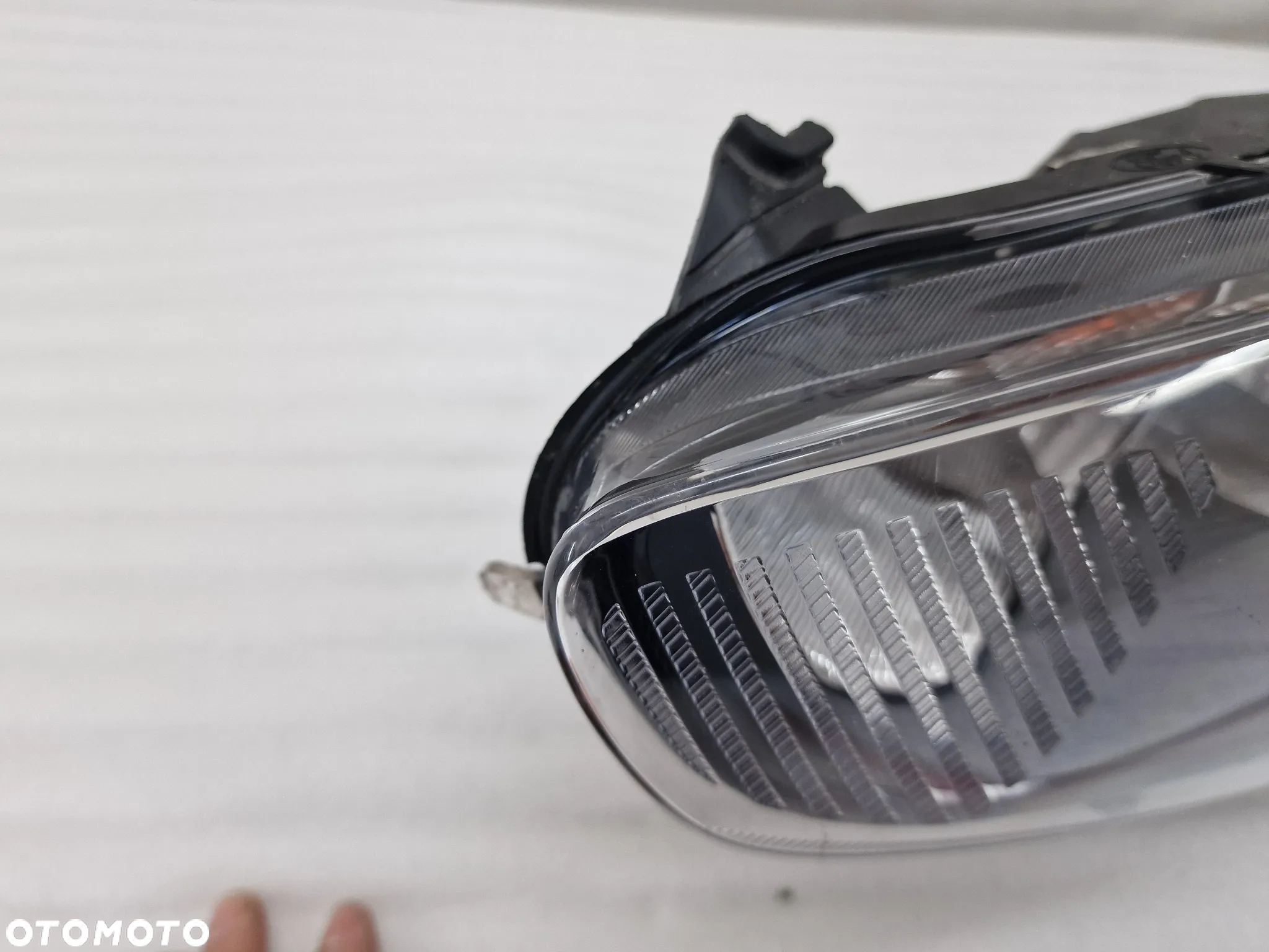 FORD FIESTA MK7 LIFT 12- LEWA LAMPA PRZEDNIA PRZÓD , NR C1BB-13W030-AH , NR AUKCJI LL632 - 2