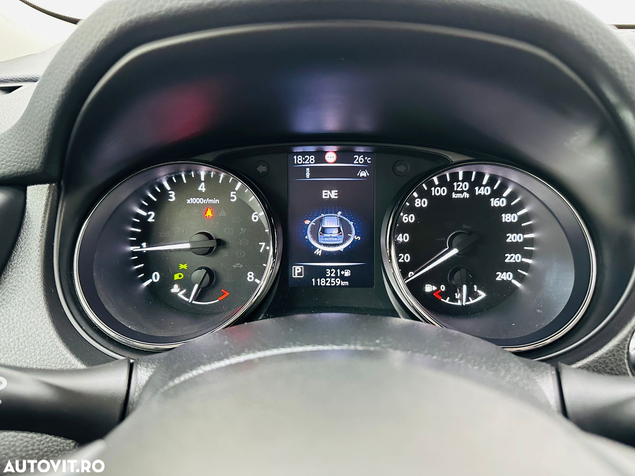 Nissan X-Trail - 35