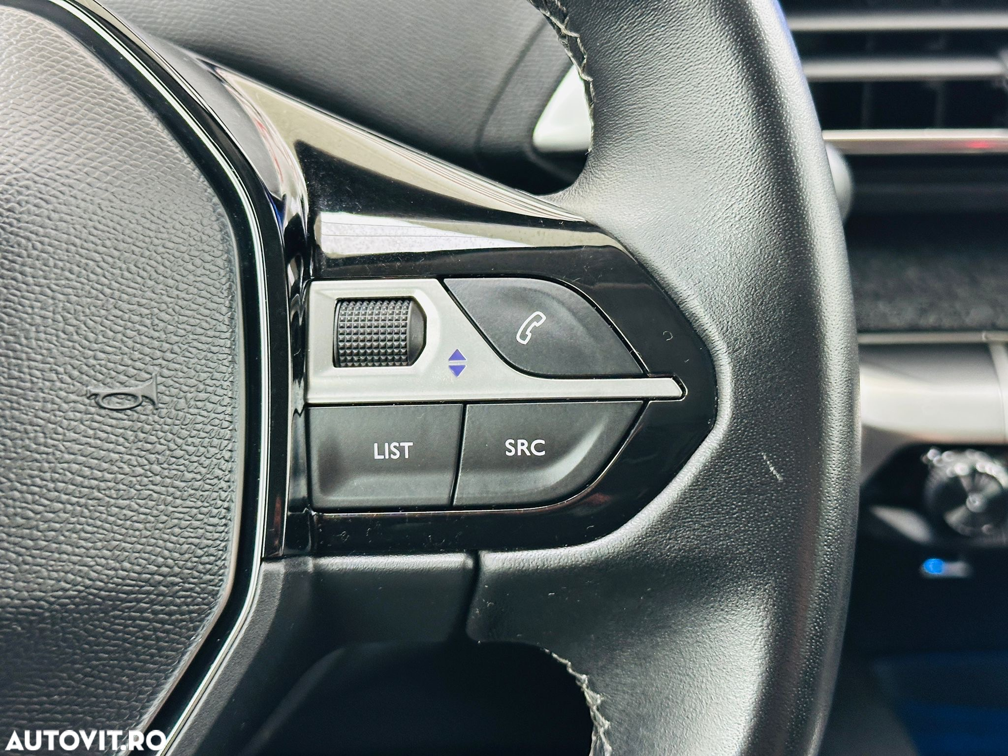 Peugeot 3008 - 31