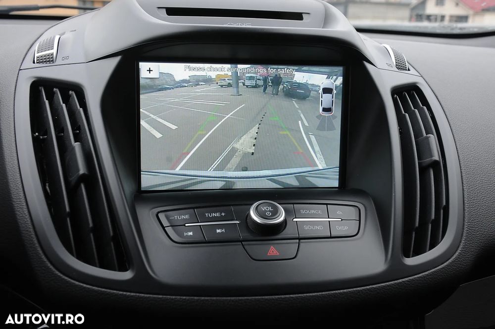 Ford Kuga 2.0 TDCi 4WD Powershift ST-Line - 12