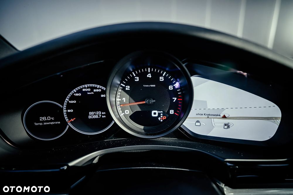 Porsche Panamera 4 - 6