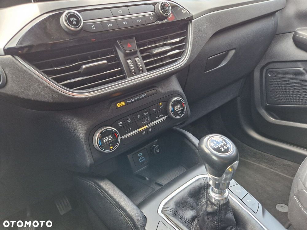 Ford Kuga 2.0 EcoBlue mHEV FWD Titanium - 19